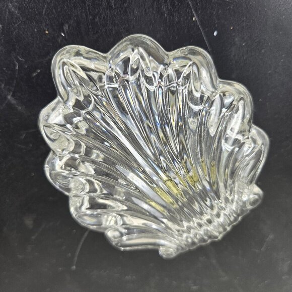 Zajecar 24% Lead Crystal Clam Seashell Shaped Trinket Box Fully Removable Lid - Picture 1 of 8